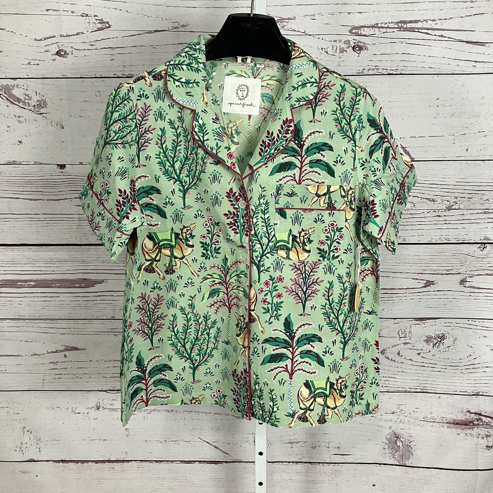 Printfresh Camel Courtyard Avocado Pajama Top Small Short Sleeve Button SS